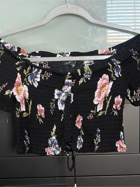 Kendall & Kylie Black Floral Off-the-Shoulder Smocked Tie-Front Crop Top